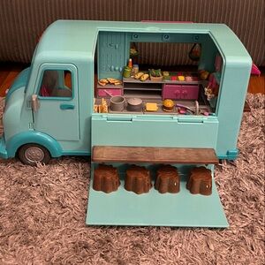 Woodzeez Honeysuckle Sweets & Treats – Toy Food Truck